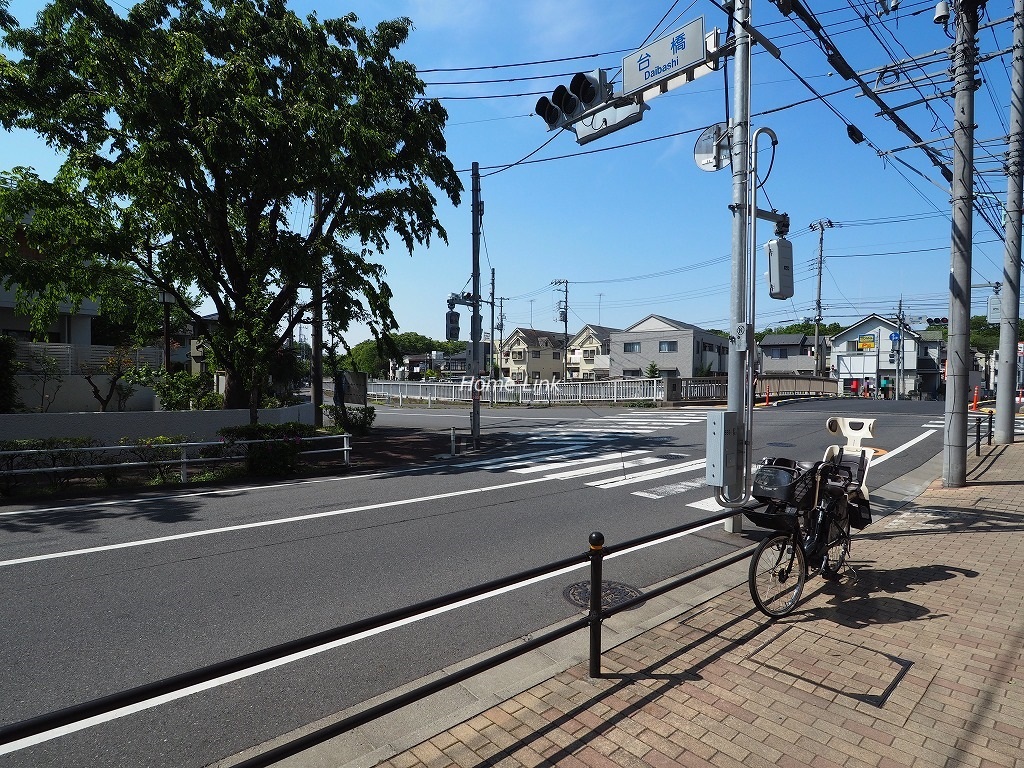 藤和シティホームズ小竹向原　前面道路